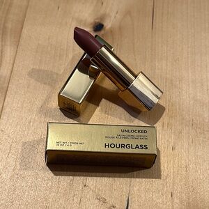 Hourglass Satin Creme Lipstick